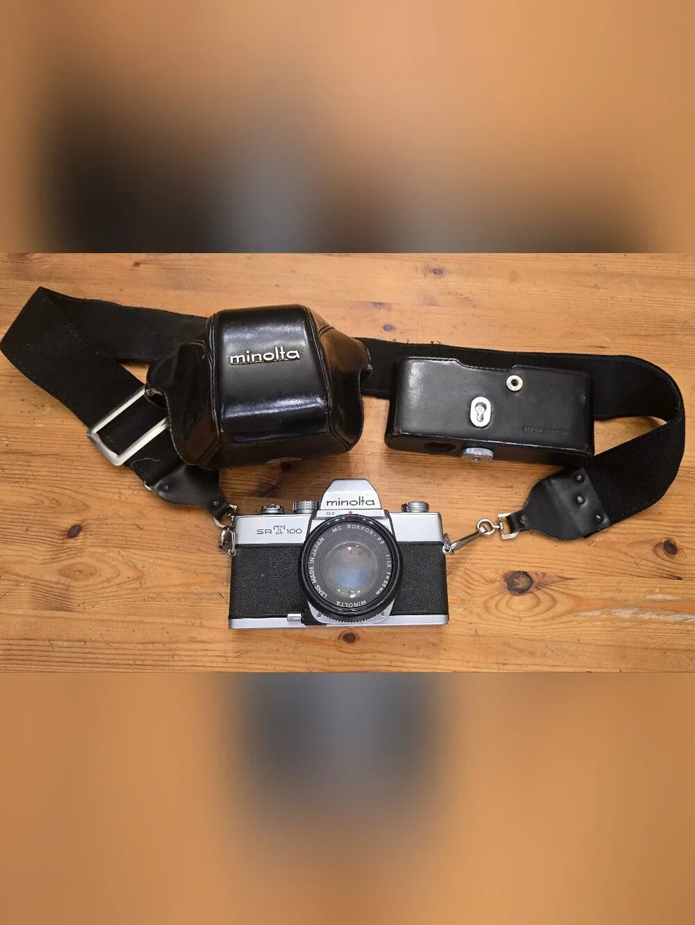 Vintage Minolta SR-T 100 Classic Manual 35mm Film Camera Black Silver With Lens